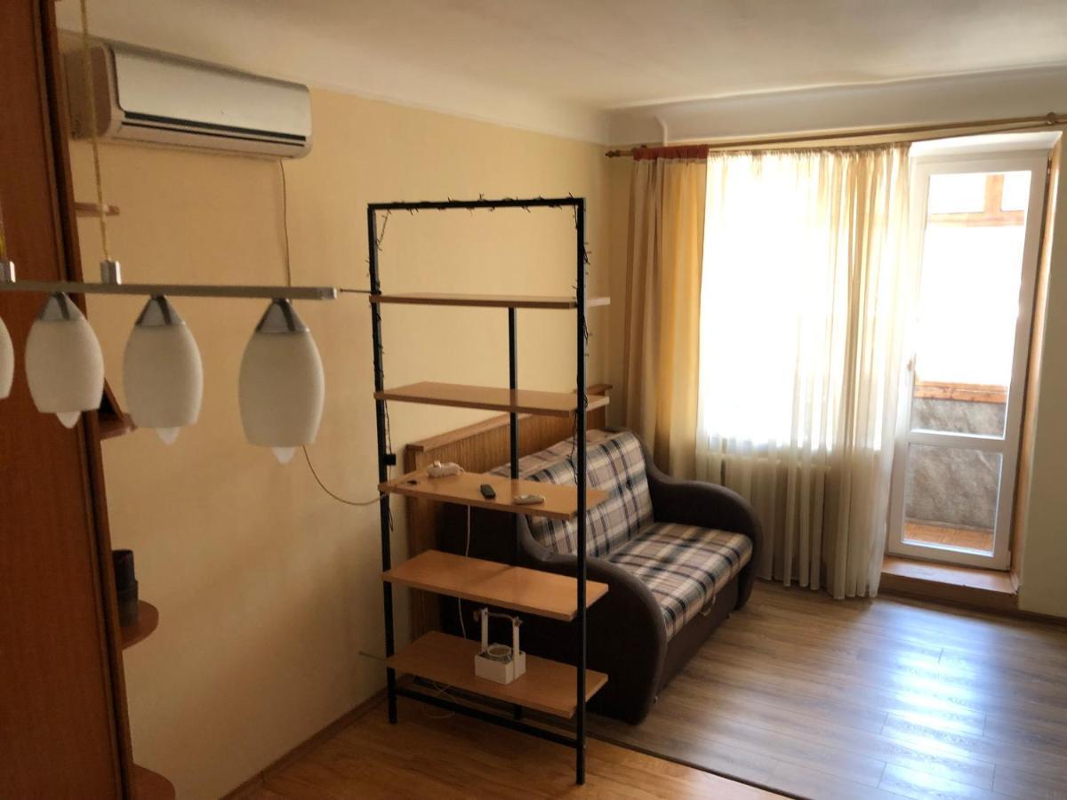 Doba In Ua Starokazatskay Apartments Dnyipropetrovszk Kültér fotó